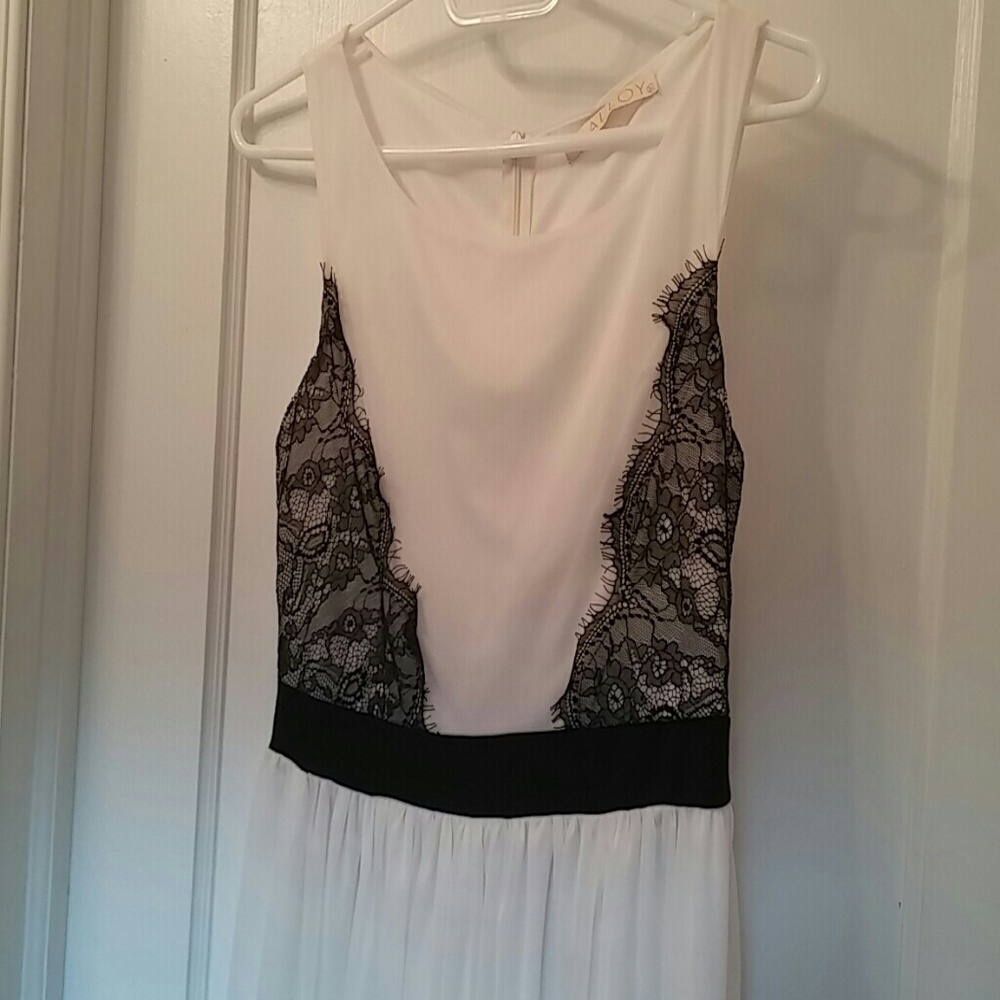 NWT dress by Malloy